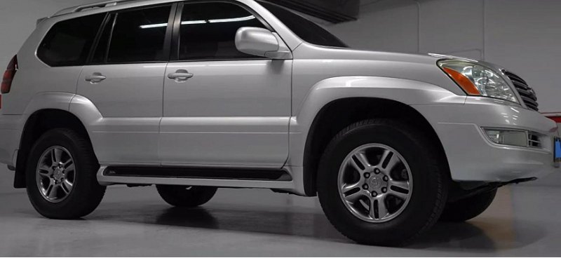 На полное восстановление внедорожника Lexus GX470…
