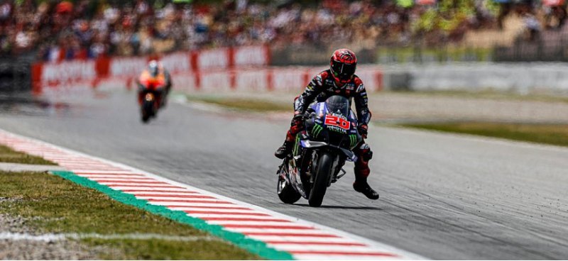 Фабио Куартараро уверенно выиграл Гран-при…