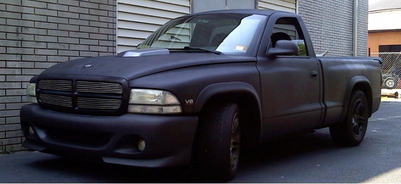 Этот Dodge Dakota R/T 1999 года выпуска получил…