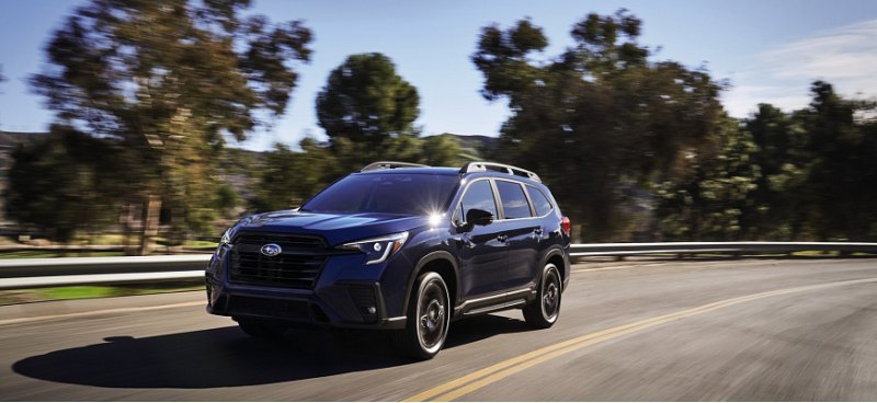 Компания Subaru обновила свой большой кроссовер…