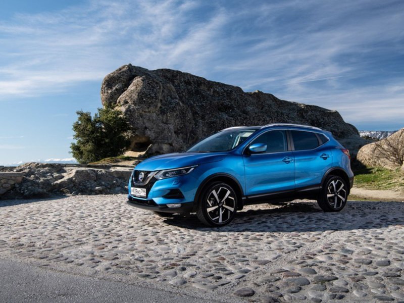 Сейчас завод Nissan заморозил производство новых…