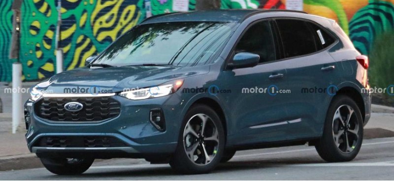 Кроссовер Ford Escape 2023 модельного года…