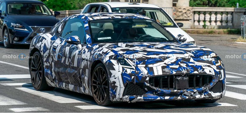 В Интернете рассекретили интерьер MASERATI…