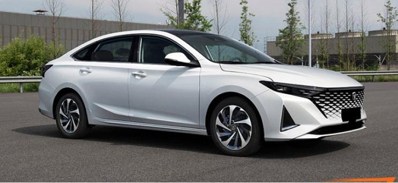 Седан CHANGAN Ruicheng PLUS 2022 года за 800…