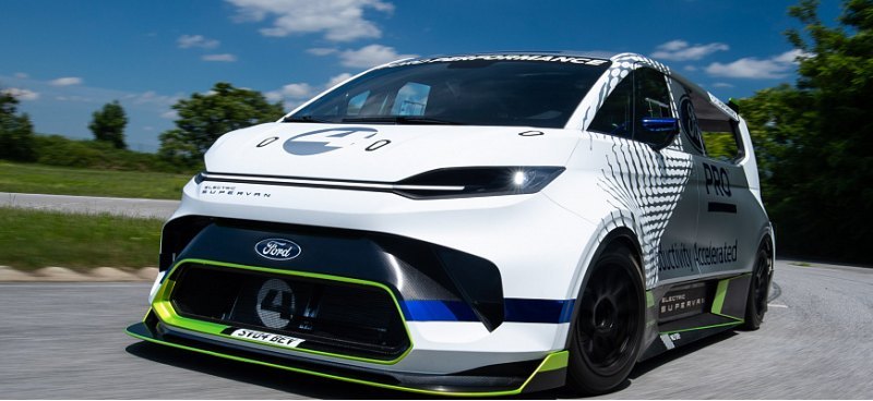 Автобренд FORD представит 2000-сильную…