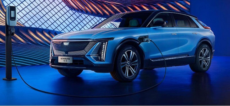 Компания CADILLAC открыла предварительные заказы…