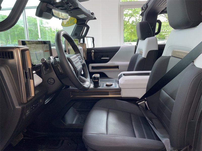 Hummer EV Edition 1 оснащен аккумуляторной…
