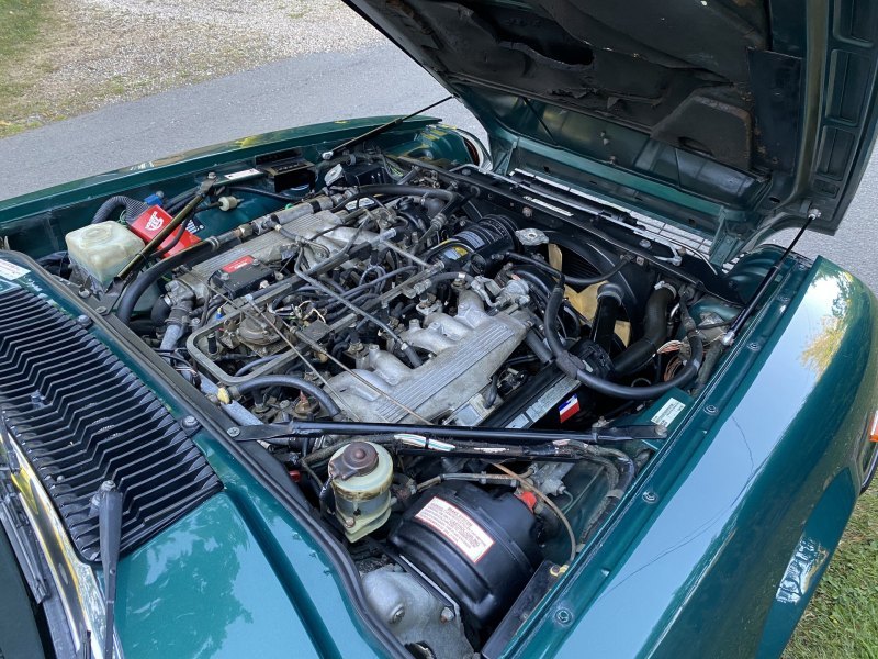 Всего насчитывается 67 таких Jaguar XJ-S Lynx…