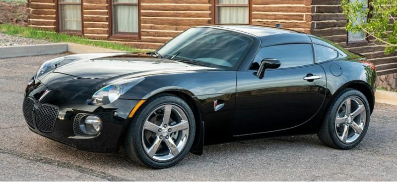 Редкий Pontiac Solstice GXP Coupe стал лотом…
