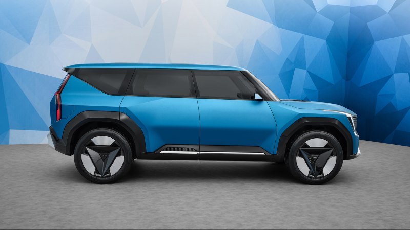 Kia заявила, что концепт EV9 предлагает запас…