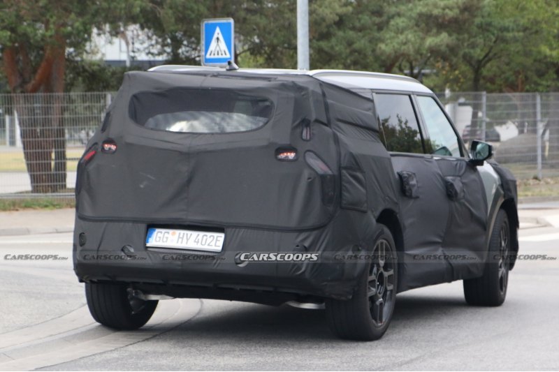 Kia подтвердила, что начнет продавать EV9 в 2023…