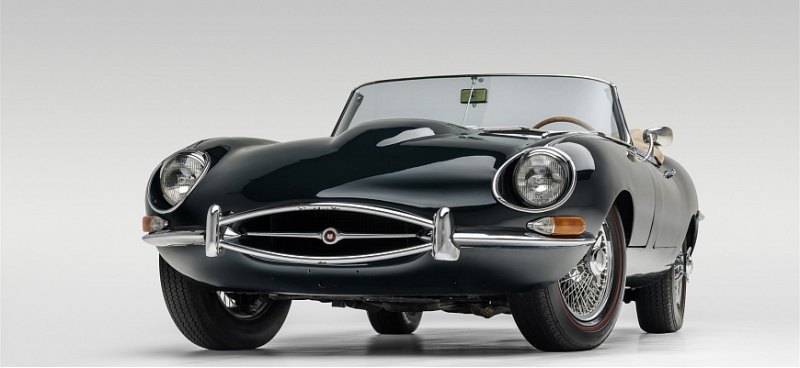 На аукцион выставили родстер Jaguar E-Type 1968…