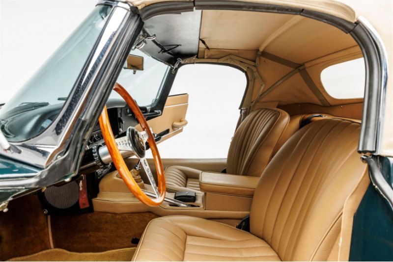 Для тех, кто не знает, E-Type такой же, как XKE,…