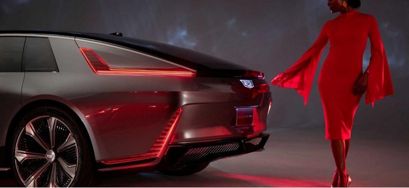 Cadillac опубликовал еще один тизер…