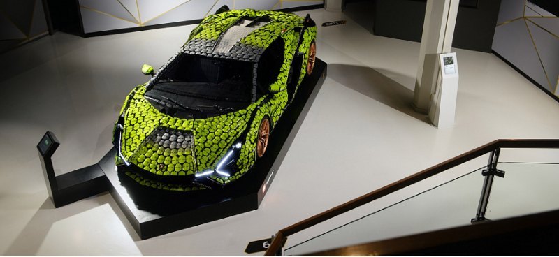 На выставке показали модель LEGO Technic…