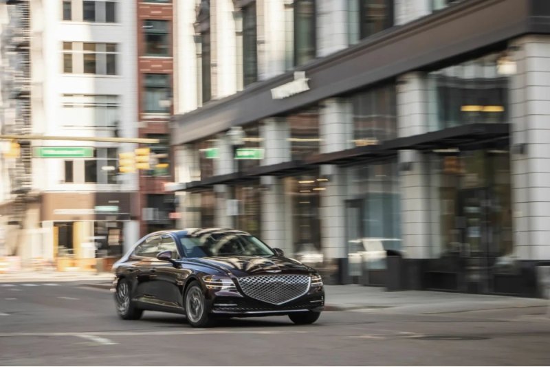 Планируется, что новый Genesis G90 получит…