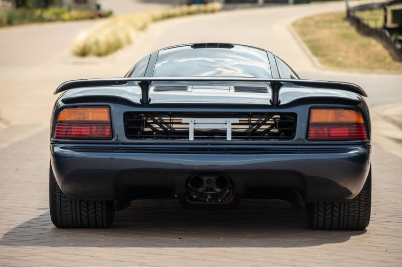 XJR-15 продается на аукционе RM Sotheby’s с рядом…