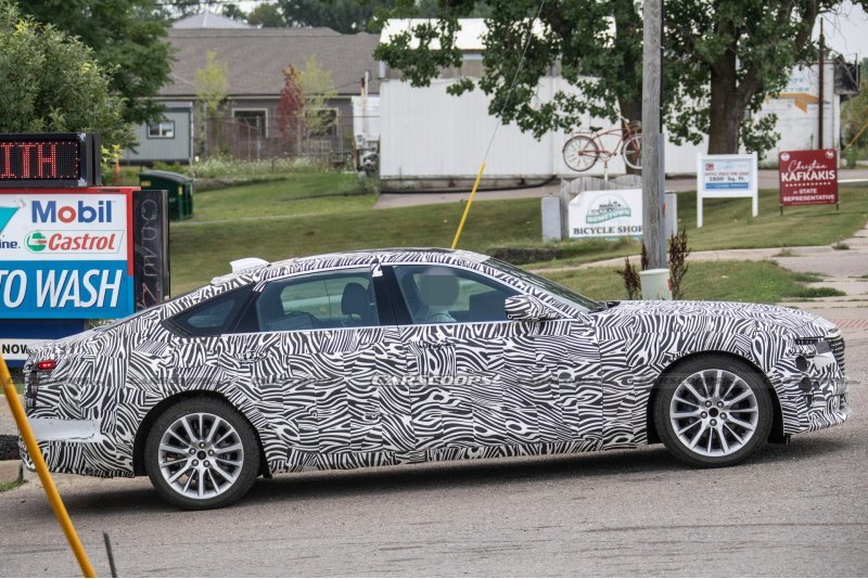 Новый Cadillac CT6 может дебютировать в 2023 году…