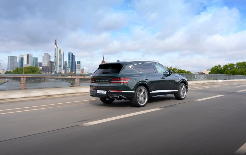 GV80 3.5T AWD за 109 700 австралийских долларов…