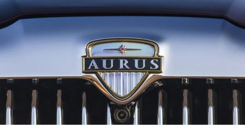 Стоит напомнить, что летом этого года Aurus…
