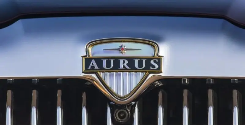 Стоит напомнить, что летом этого года Aurus…