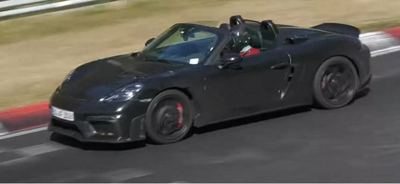 Porsche 718 Boxster Spyder RS засняли на видео на…