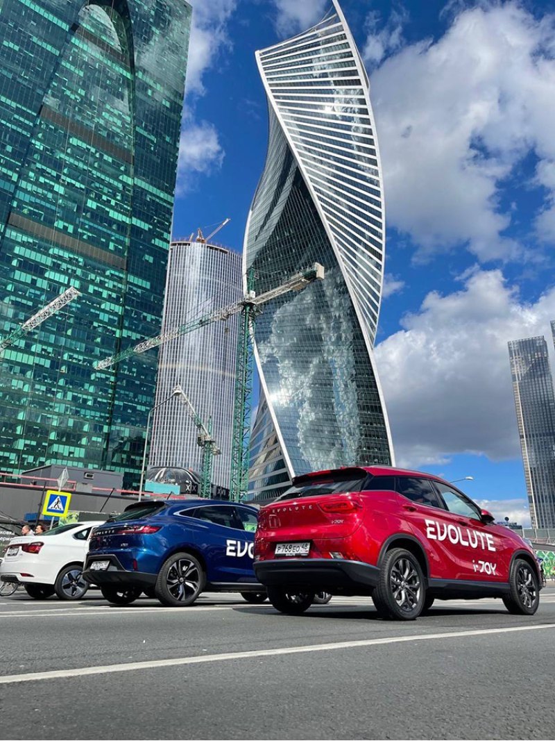 Предварительная стоимость такого авто около 3 млн…