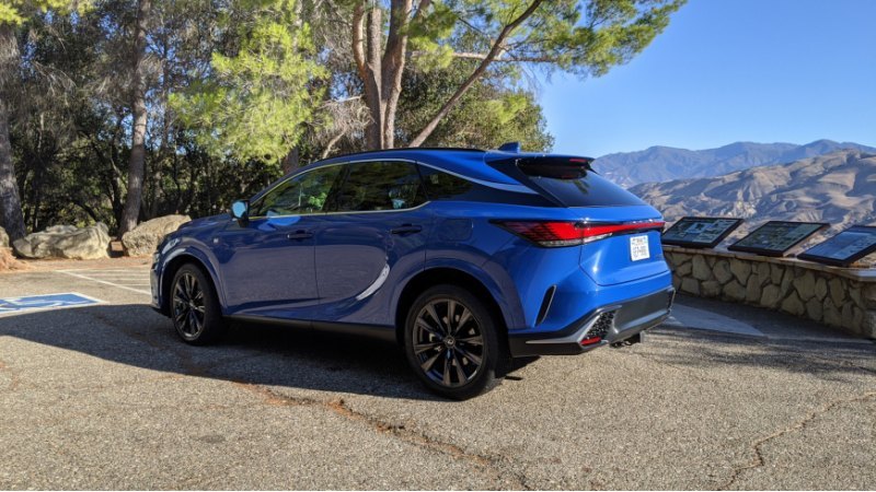 Lexus будет предлагать RX с тремя различными…