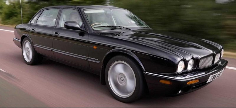 Ричард Хаммонд выкупил автомобиль Jaguar XJR,…