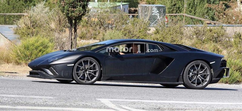 Приемник Lamborghini Aventador появился на новых…