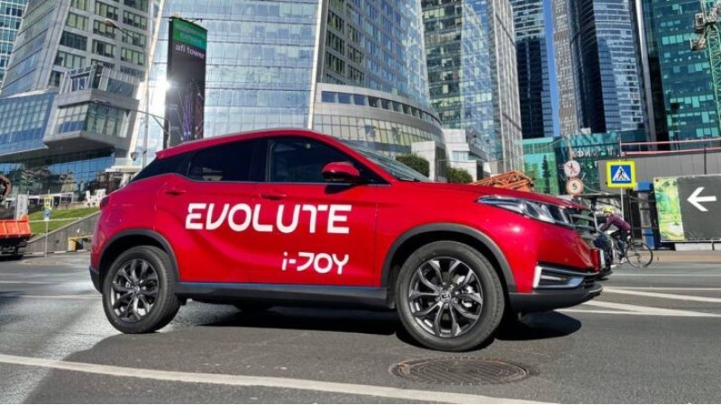 В результате в модельной линейку марки Evolute…