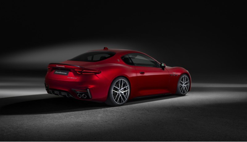 Maserati заявляет, что Folgore может разгоняться…