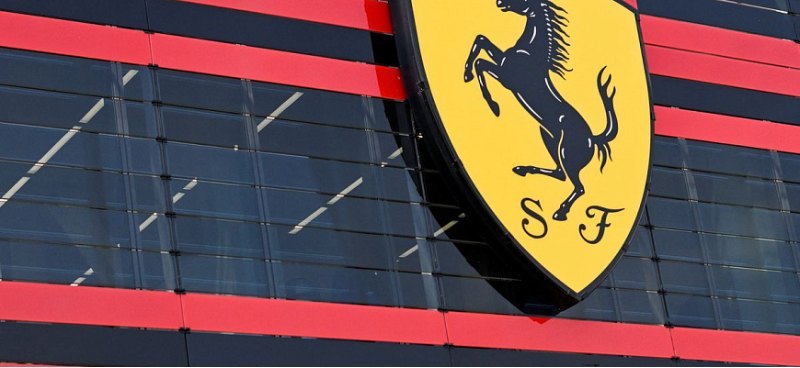 Ferrari объявила о «сливе» внутренних документов…