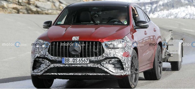 Компания Mercedes-AMG тестирует «заряженный»…