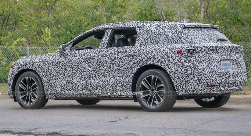 Как и у Honda, в передней части отсутствует…