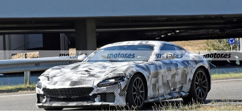 Новый Ferrari 812 Superfast 2024 года показали на…