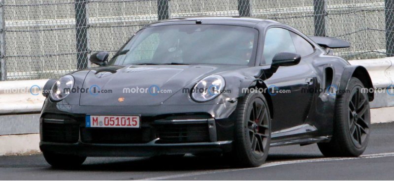 Неизвестный прототип на базе Porsche 911 Turbo…