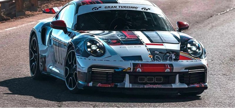 Спорткар Porsche 911 Turbo S стал рекордсменом…