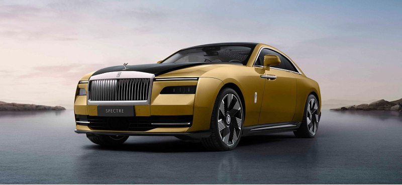 Компания ROLLS-ROYCE представила первый серийный…