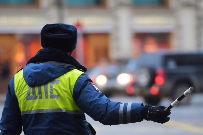Громкие звуки выхлопной системы тоже относятся к…