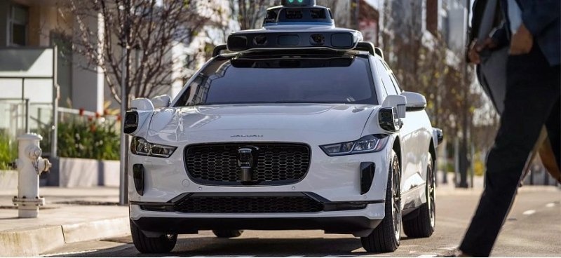 Компания Waymo запускает автономный сервис такси…