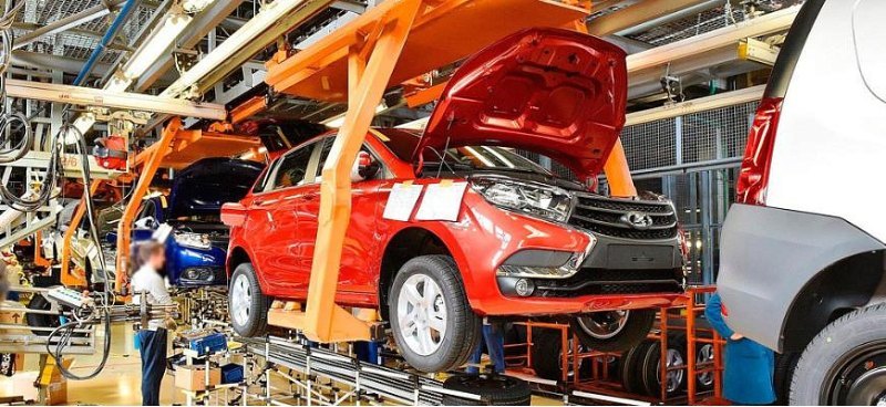 Производство легковых автомашин в РФ сократилось…