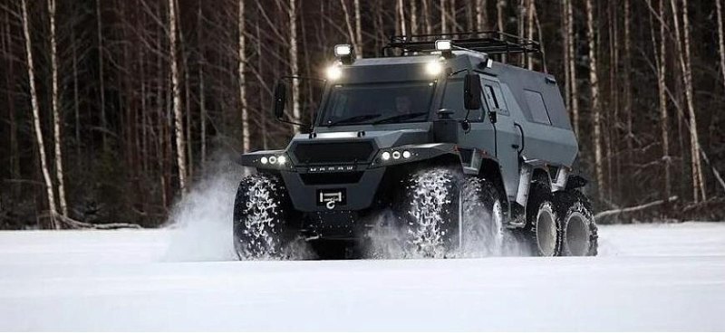 В РФ на АВИТО продается 8-колесный «космический»…