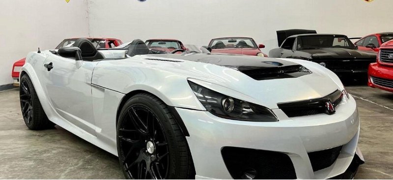 На продажу выставили уникальный Saturn Sky с…