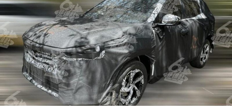 Компания GEELY тестирует кроссовер GEELY Coolray…