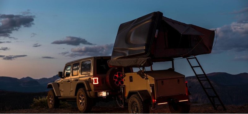 Jeep и Addax создали новый прицеп в военном стиле