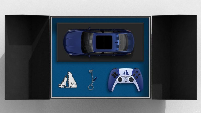 В ней находятся мини-копия Cadillac CT5 в…