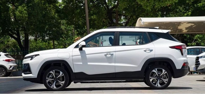 Автозавод «Москвич» получил сертификаты на 2 свои…