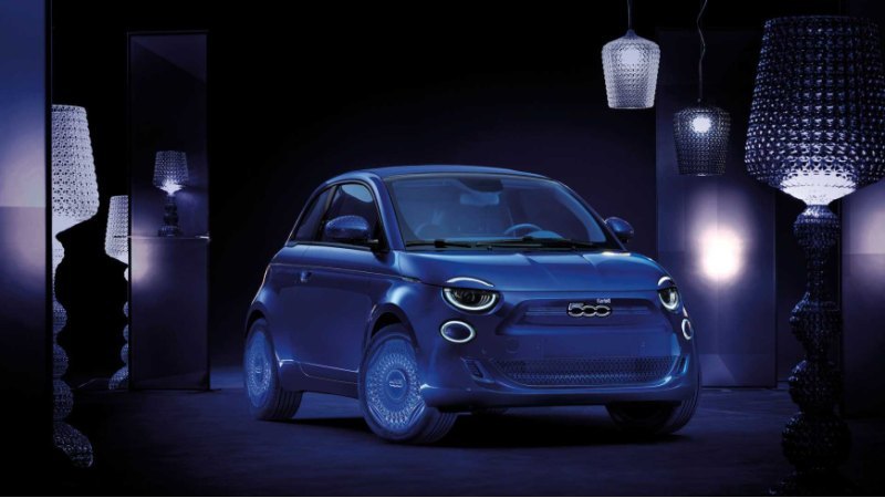Fiat 500e в настоящее время доступен в Европе с…