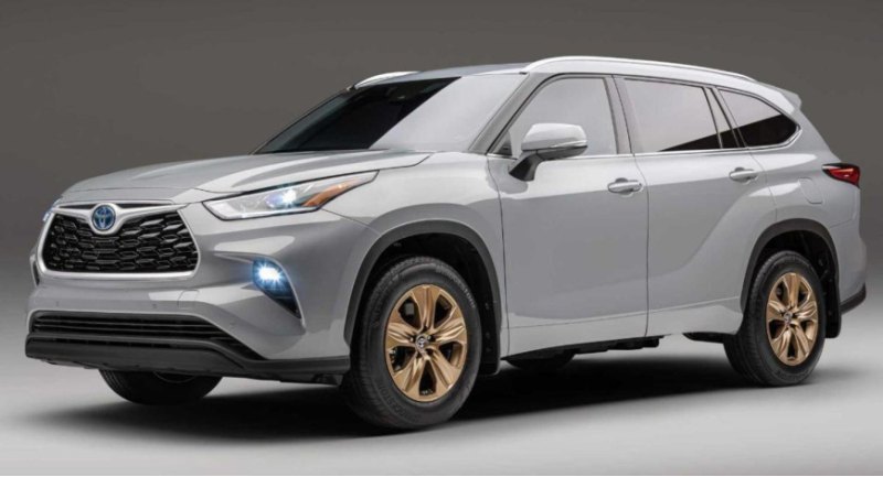 Японский Mitsubishi Outlander оказался на втором…
